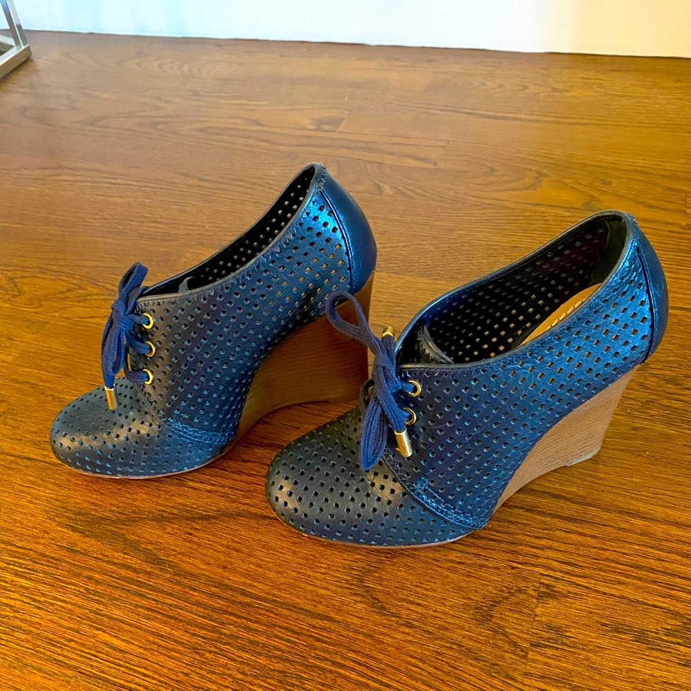 Tory Burch Size 7 Perforated Leather Wedge Bootie- excellent condition!